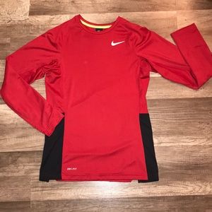 Men’s Long Sleeve Nike Shirt